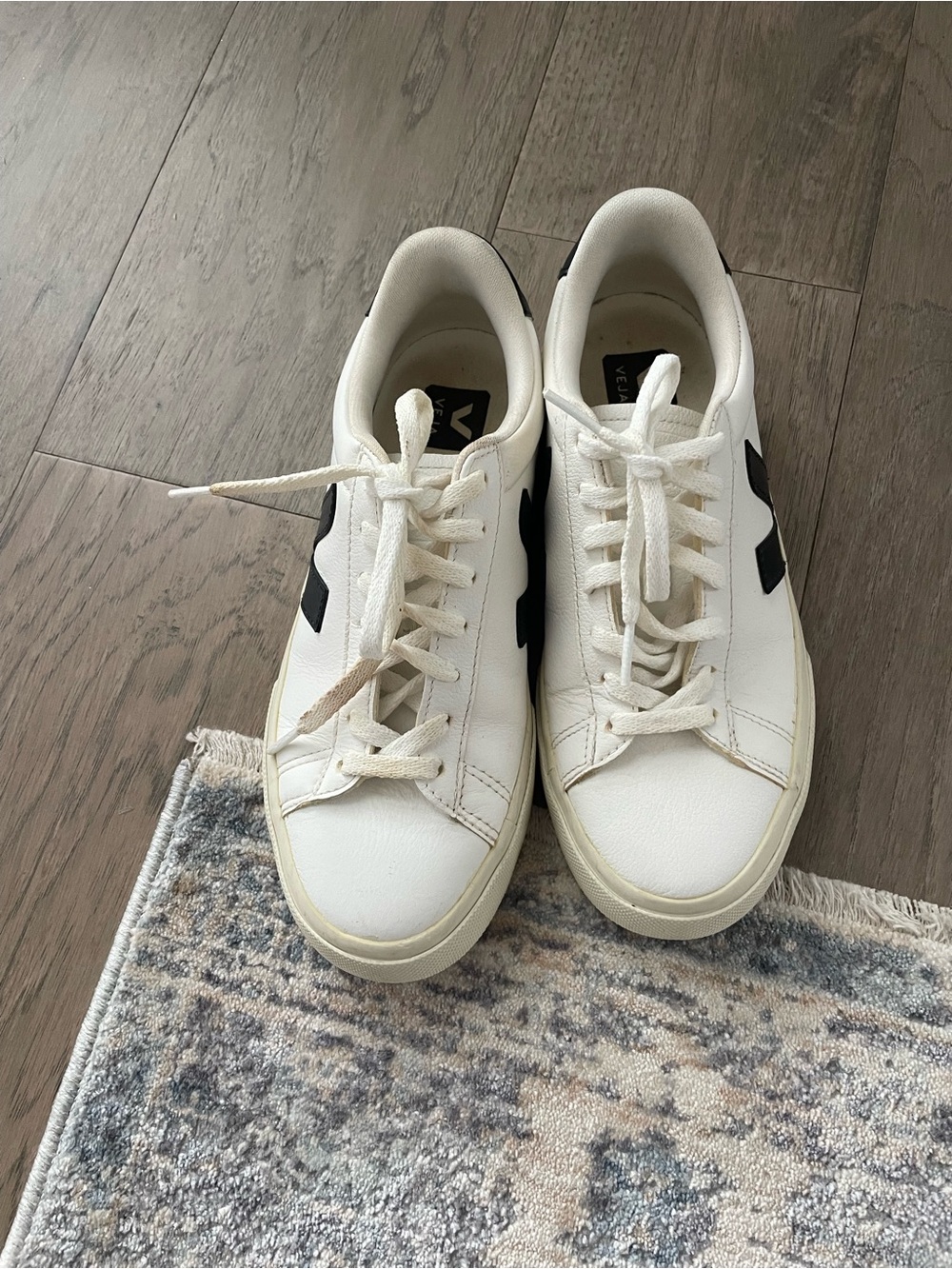 Veja Leather Low-Top Sneaker in White and Black - Picture 12 of 12